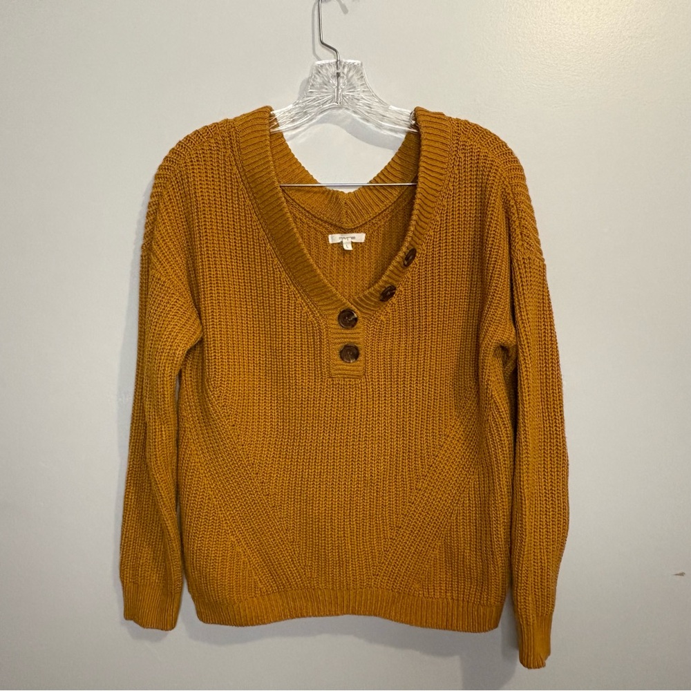 Maurice’s Women’s Sweater Large Mustard Brown Button Detail V-Neck Ribbed Comfy